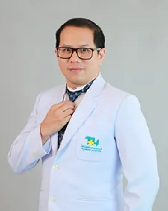นพ.กฤตธี โคละทัต
