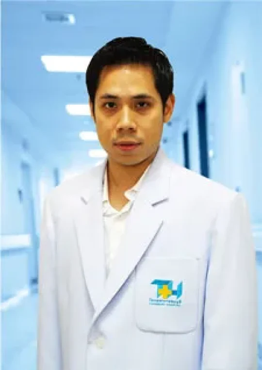 นพ.นราธิป ชุณหะมณีวัฒน์
