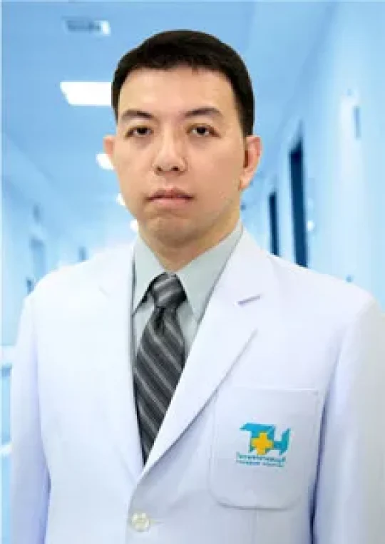 นพ.ฐิติสันต์ ปาลกะวงศ์ ณ อยุธยา